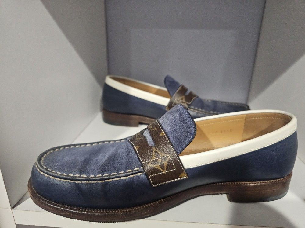 Louis Vuitton shoes men size 8