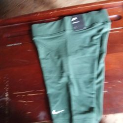 Women's Xs Niki Work Out Shorts