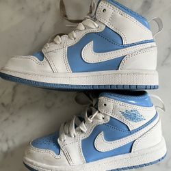 Size Toddler 11 Jordan 1 Mid SE Sneaker