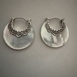 VINTAGE MERAN SIGNED PIERCED EARRINGS, STERLING SILVER - MOTHER OF PEARL HOOPS 