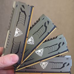 Patriot Viper Steel 32GB (4x8GB) DDR4 Ram