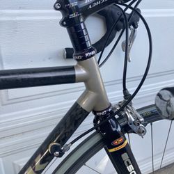 Trek Road Bike Frame 53 Wheels 700 Cm Campagnolo Parts 