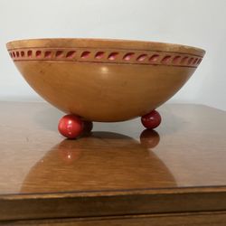 vintage Munising wooden bowl Red feet and decorative pattern
