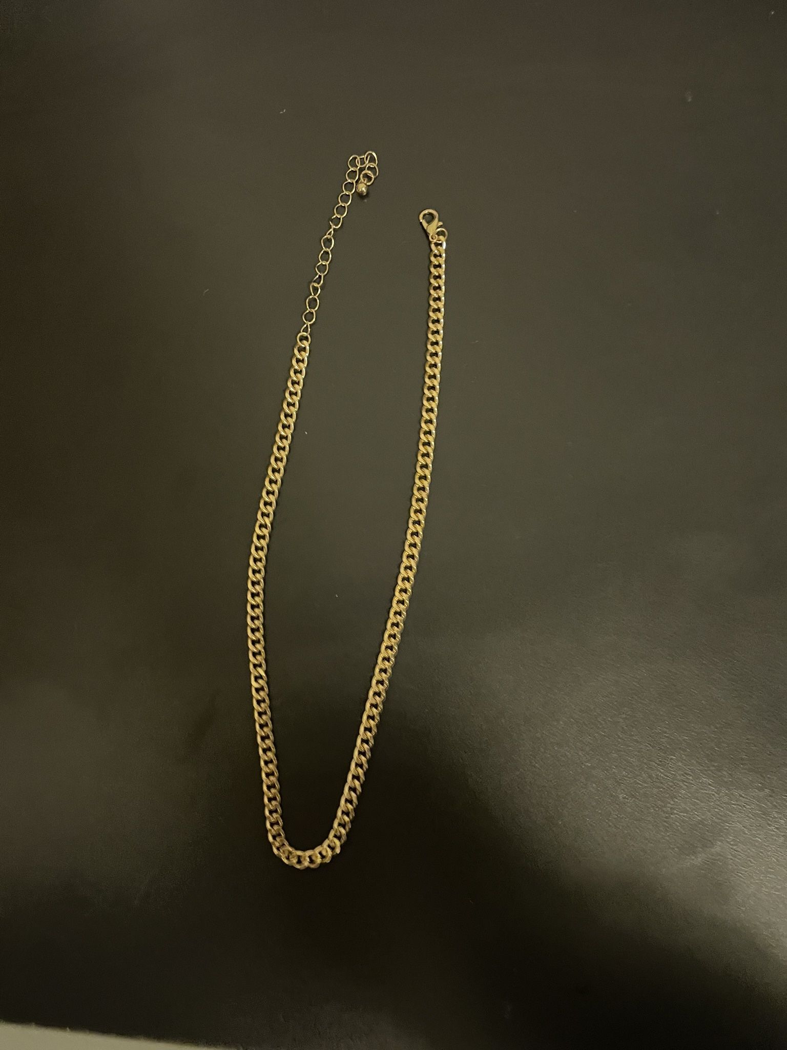 Trendy gold chain