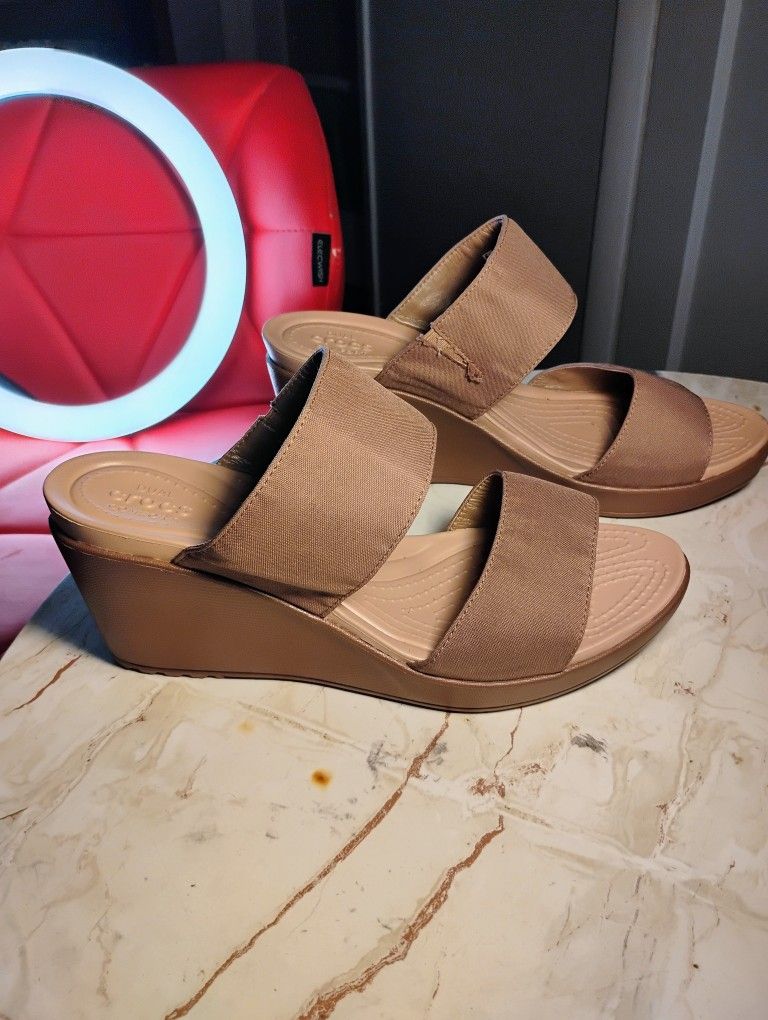 Crocs Leigh II Wedge Heel