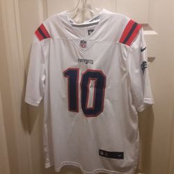 Patriots Mac Jones #10  On Field Nike Jersey Size L