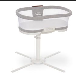 Halo Bassinest Swivel Sleeper In Gray