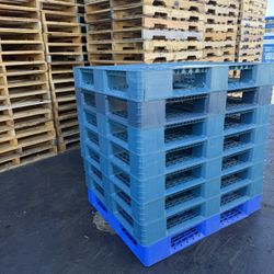 Plastic Pallets $10 each)