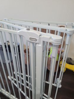 192" Baby/Pet Pen