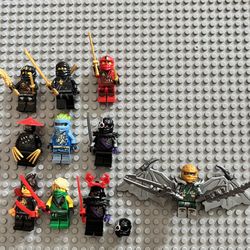 10 Lego Ninjago Minifigures 