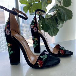 Gucci Vibe Heels 