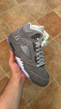 Jordan 5 wolf grey sizes 9.5 men & 5y brand new