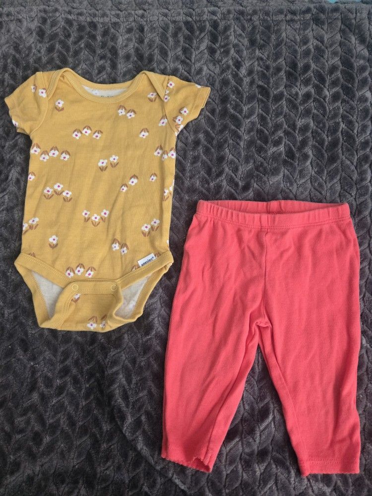 Baby Girl 3mths Clothes.