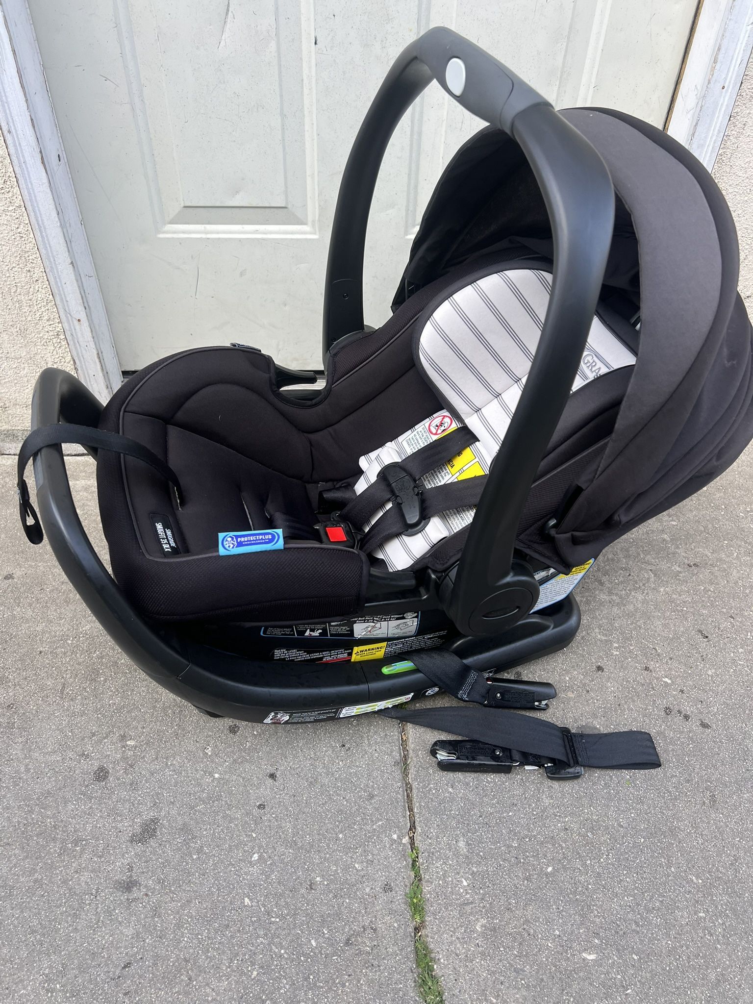 GRACO SNUGRIDE SNUGFIT 35 DLX