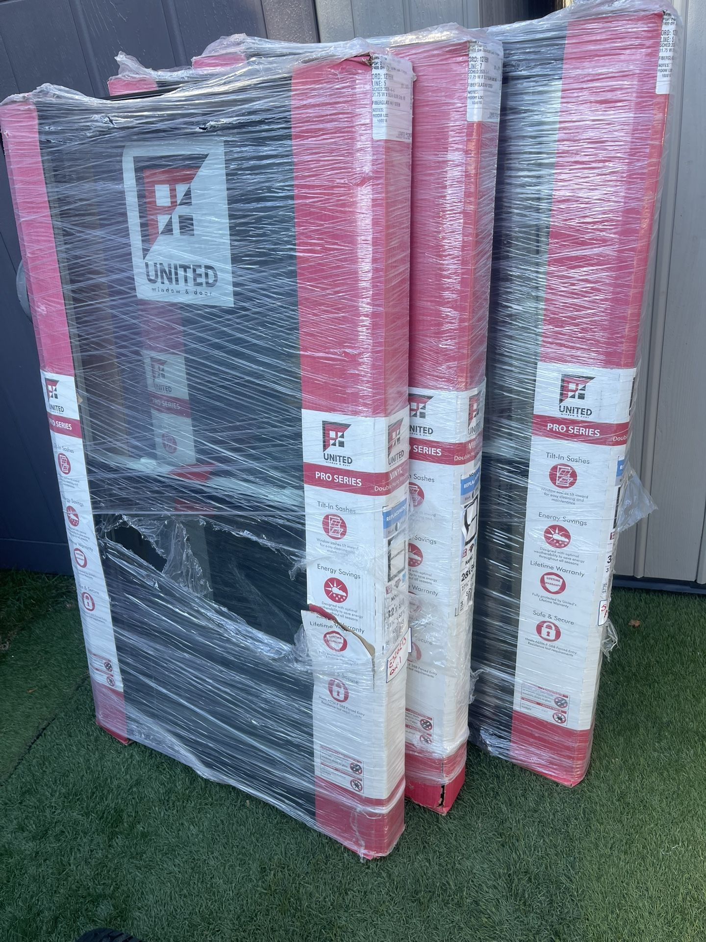 New Windows United Black Outside White Inside Size W28 H54   1 Pice. 32 H54 2 Pices $220.