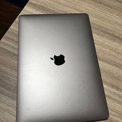 MacBook Pro 2019 W/ Touchbar 