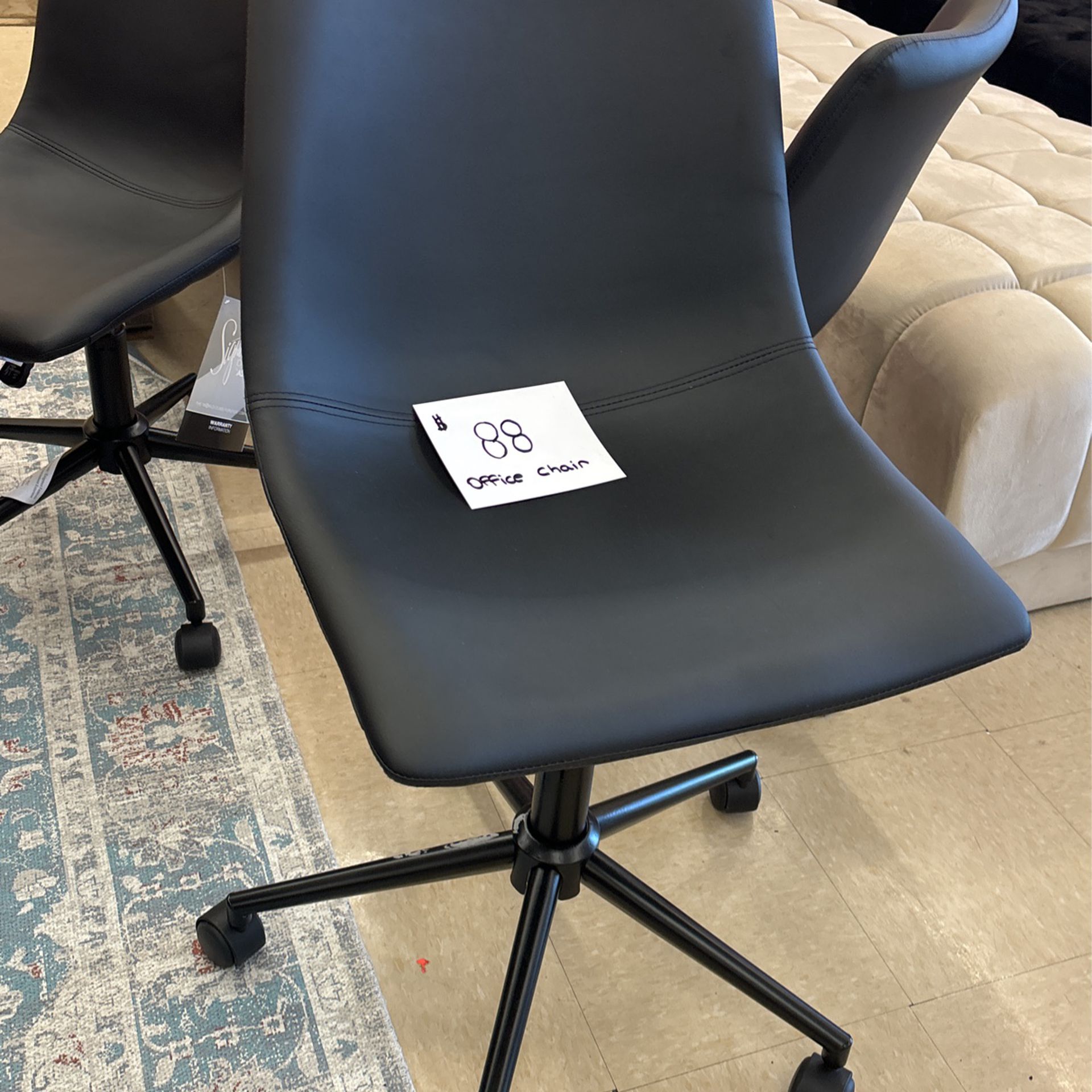 Singel Black Faux Leather Office Chair
