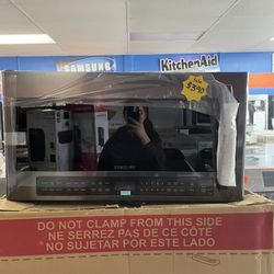 BLACK STAINLESS STEEL SAMSUNG MICROWAVE 