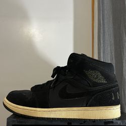 Air Jordan Mids 