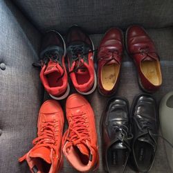 Men's Shoes Various Styles Sizes 9 And 9 And 9 1/2