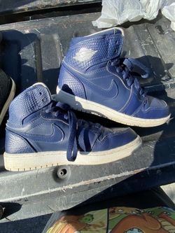 jordan 1 mid