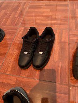 Nike Air Force 1 Low Triple Black Sneakers