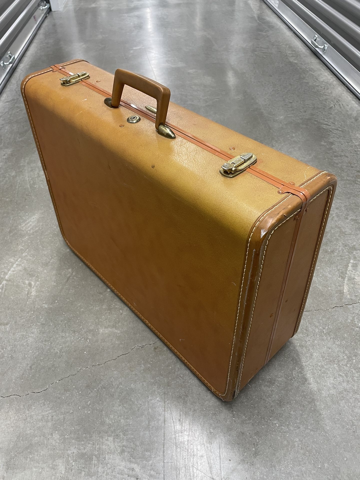 Vintage Taperlite Luggage Camel