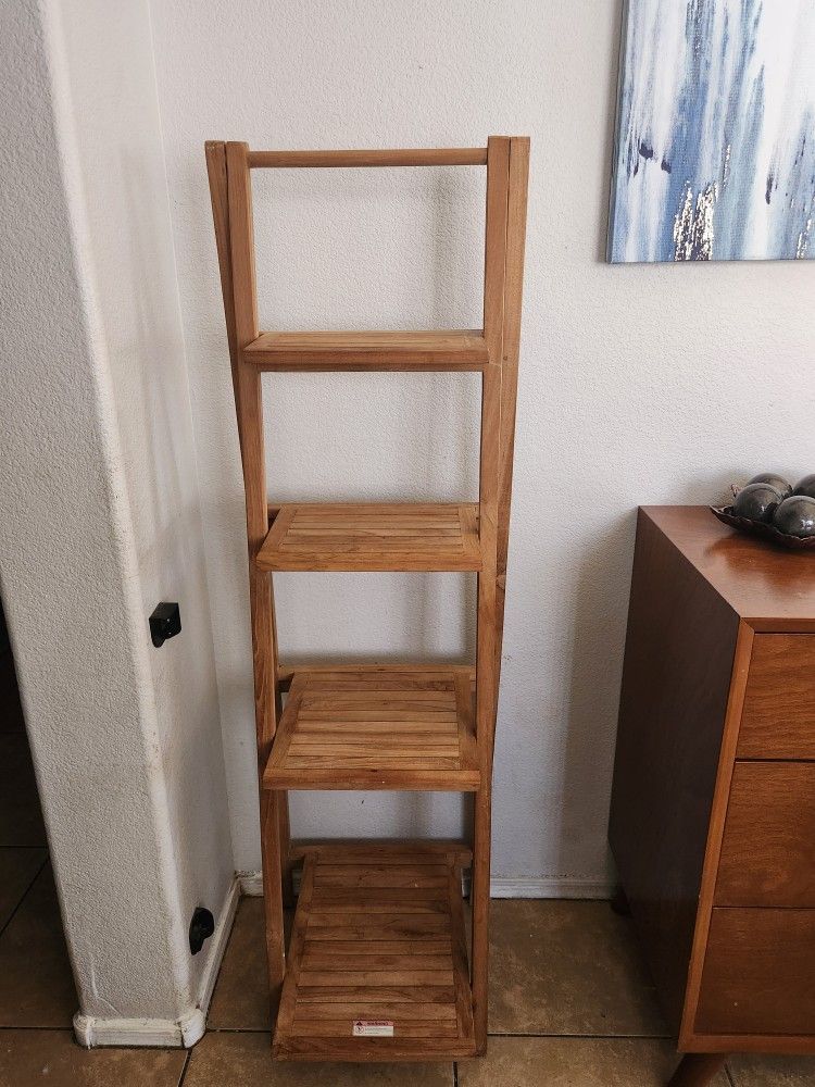 Wooden Ladder Shelf