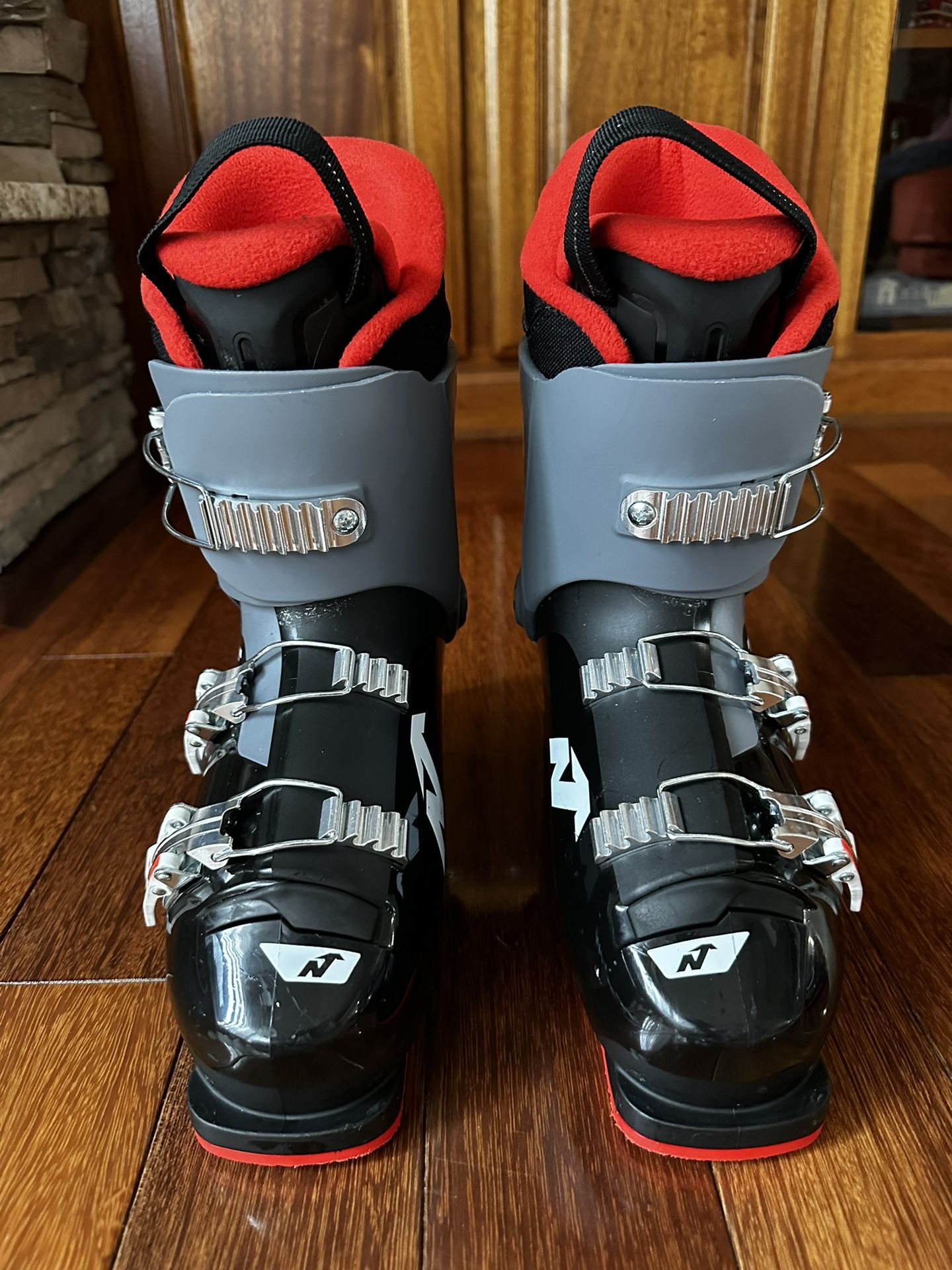 Nordica Speedmachine J3 2025/26 Ski Boots