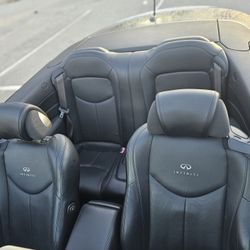 2010 Infiniti G37 Convertible