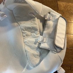 Halo Bassinet Infant Insert And Side Storage Attachment 