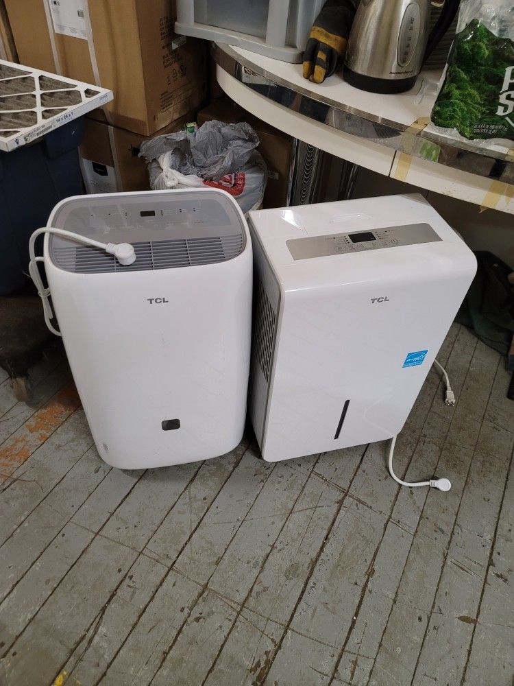 New 50-pints TCL Dehumidifiers With A Built-in Pump 