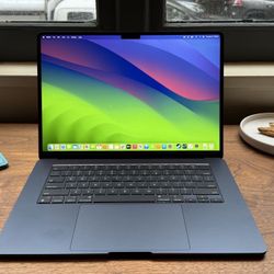 MacBook Air M3 15”