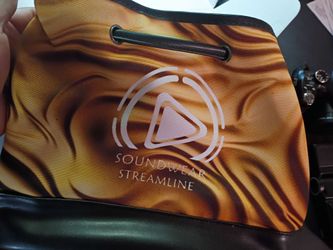 Soundwear Streamline purse