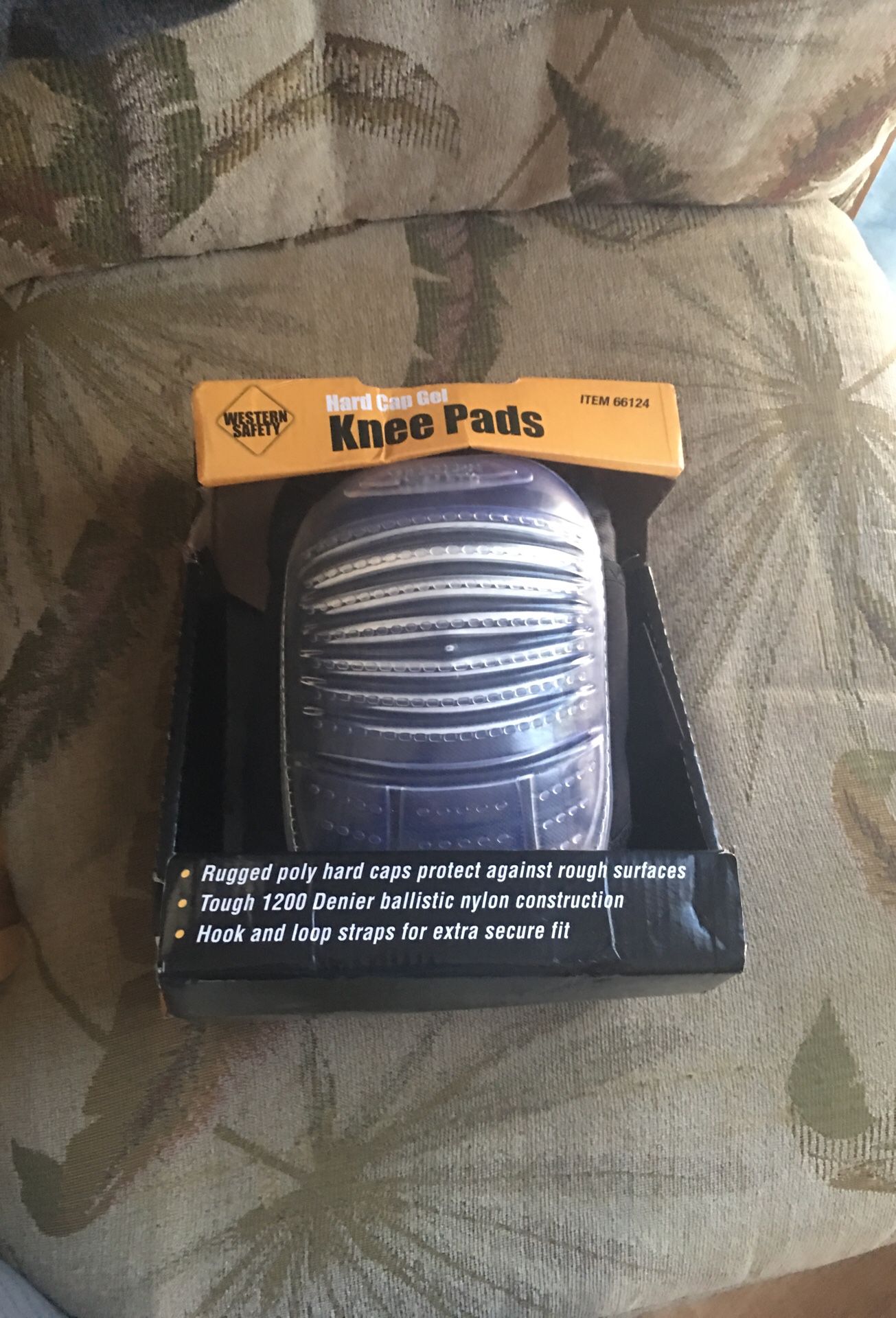 Western Safety hard cap gel knee pads