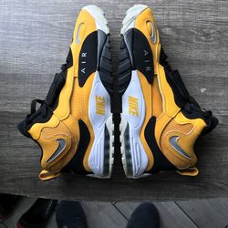 NIKE AIRMAX SPEED TURF. (make a offer)