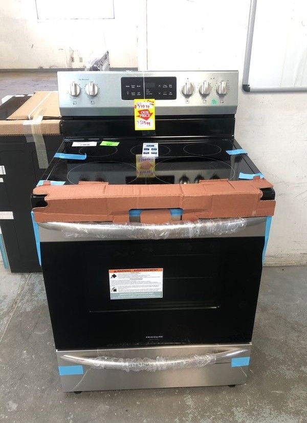 Frigidaire Stove