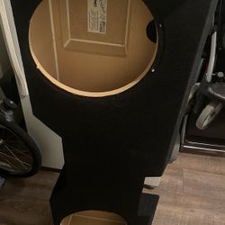 Chevy /gmc Crew Cab 14-18  2 12 Sub Box Groundshaker 