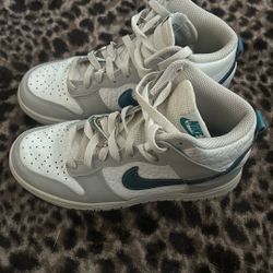 High tops Woman’s .