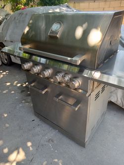 Kirkland Stainless Steel Gas Grill