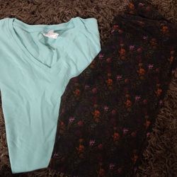LuLaroe Leggings With Plain T