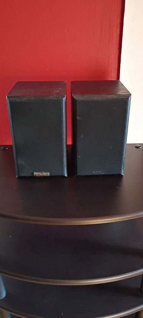 Bookshelf Speakers