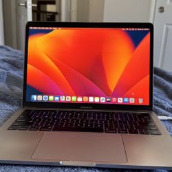 Macbook Pro 2017 13 inch
