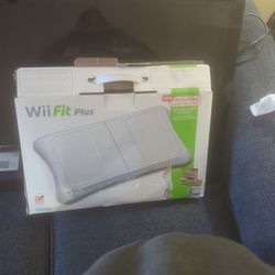 Wii. Fit Plus 