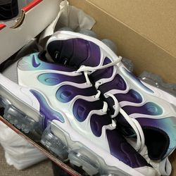 Nike Vapormax size 12
