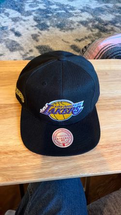 Lakers hat ($30)
