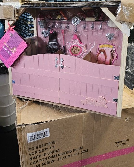 NEW Our Generation Saddle-Up Stables Horse Barn Playset for 18-inch Dolls