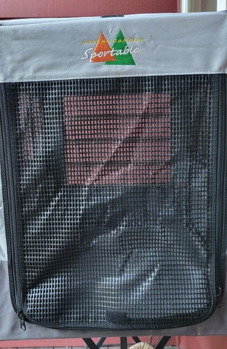 Collapsible Med Size Dog Crate