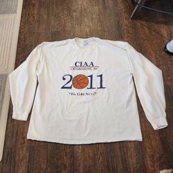 2011 CIAA  Basketball Tournament Charlotte, NC White Long Sleeve Crew Neck 2XL
