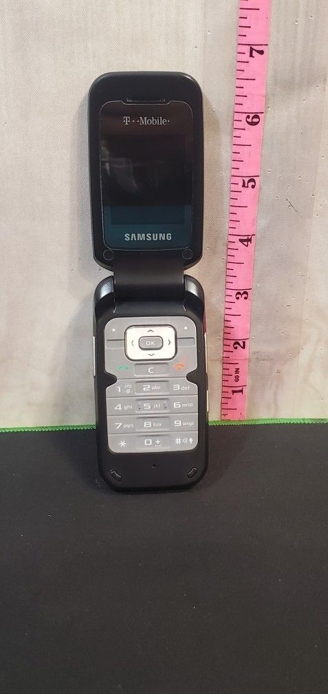 @CHV.  SAMSUNG SGH-T229 Flip Phone For Parts Or Repair 